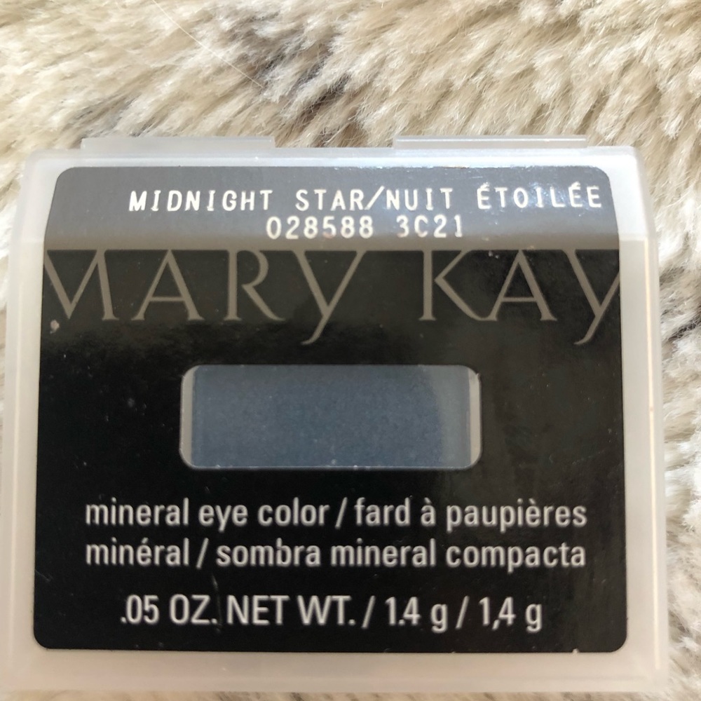 Mary Kay Midnight Sky eyeshadow